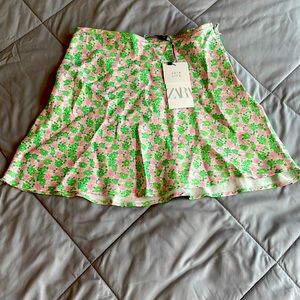 ZARA floral mini skirt size M